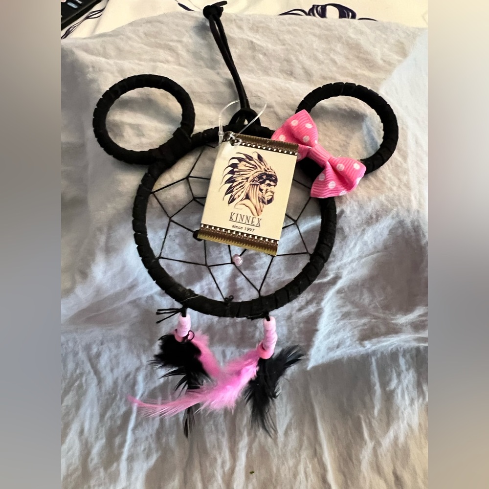 DISNEY MINNIE MOUSE DREAM CATCHER - Picture 1 of 1